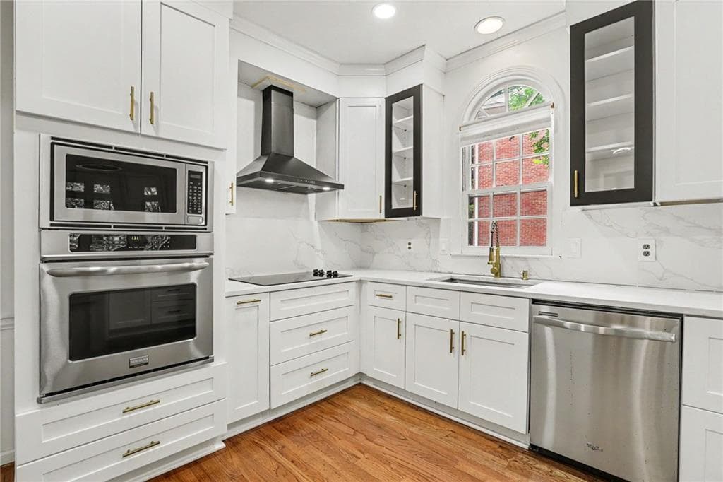 4 bedroom, 3 bathroom, 3,300 sq ft single family residence for sale at 2710 Abbottswell Drive, Johns Creek, GA 30022 — photo 6