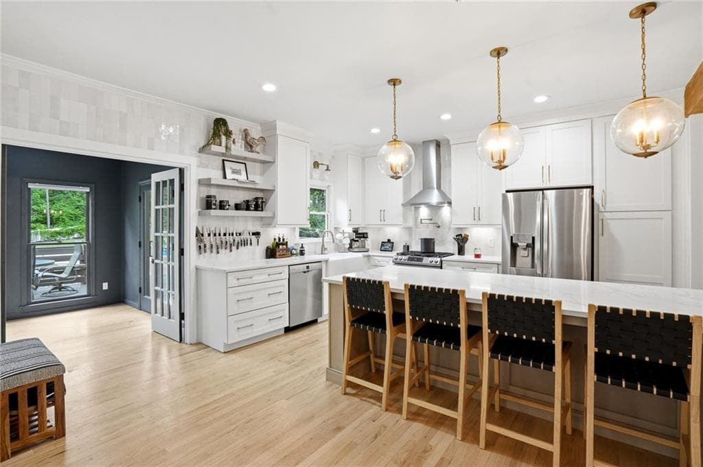 3 bedroom, 4 bathroom, 2,989 sq ft single family residence for sale at 421 Eagle Ridge Trail, Canton, GA 30114 — photo 5