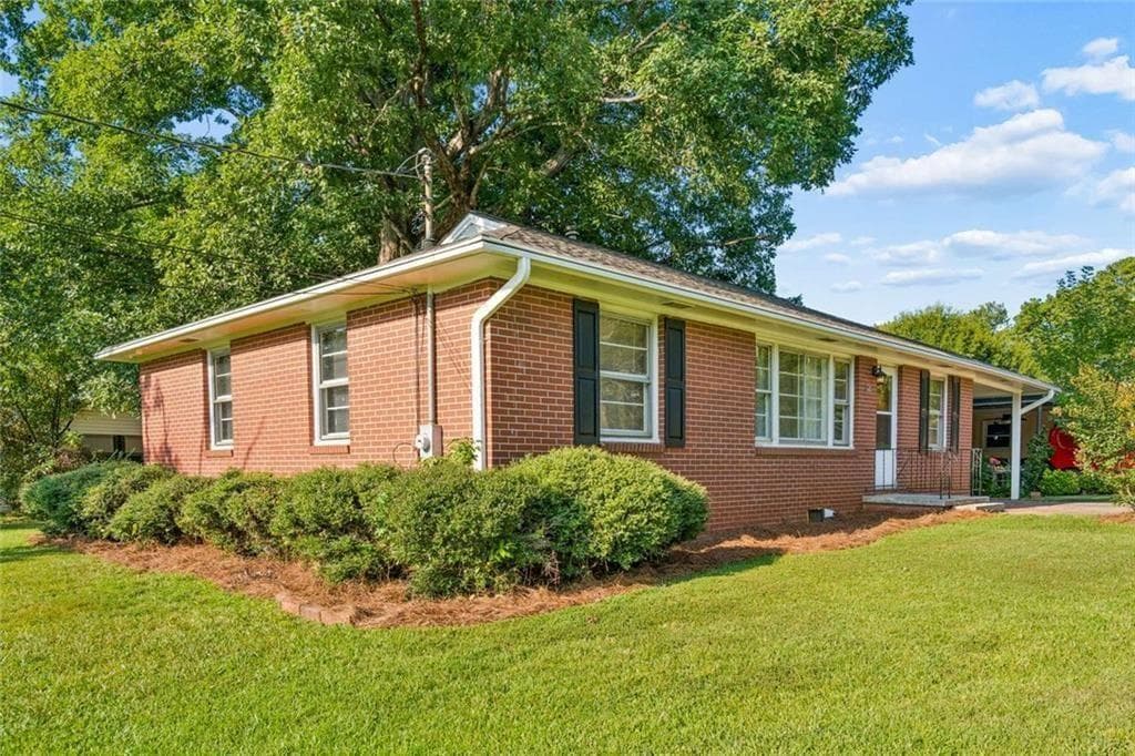 3 bedroom, 1 bathroom, 1,176 sq ft single family residence for sale at 640 Kennesaw Drive, Smyrna, GA 30080 — photo 10
