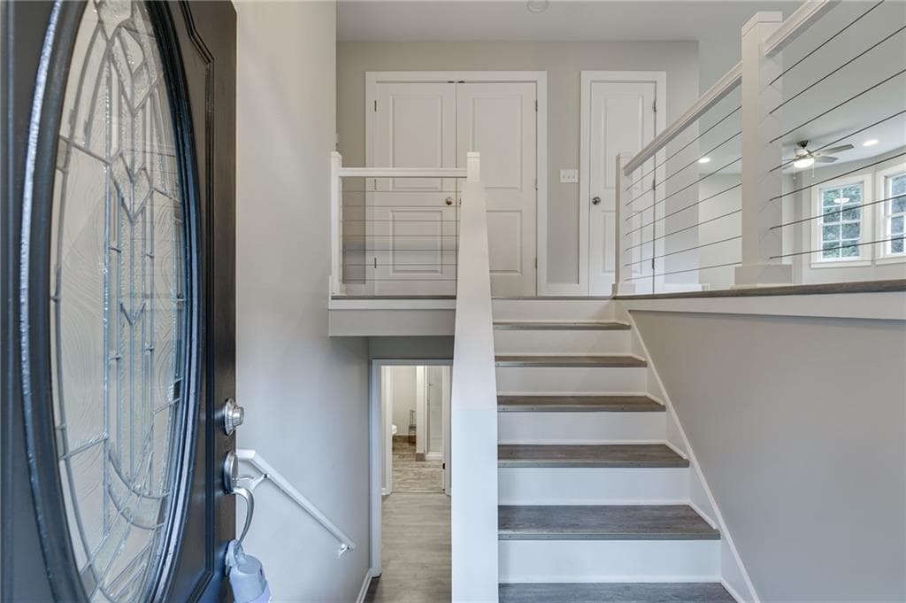 5 bedroom, 3 bathroom, 2,942 sq ft single family residence for sale at 6211 Laurel Wood Trail, Flowery Branch, GA 30542 — photo 4