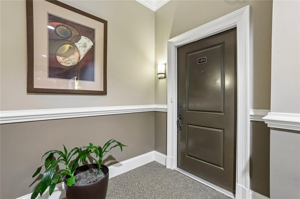 2 bedroom, 2 bathroom, 1,401 sq ft condominium for sale at 3635 E Paces Circle 1419, Atlanta, GA 30326 — photo 2