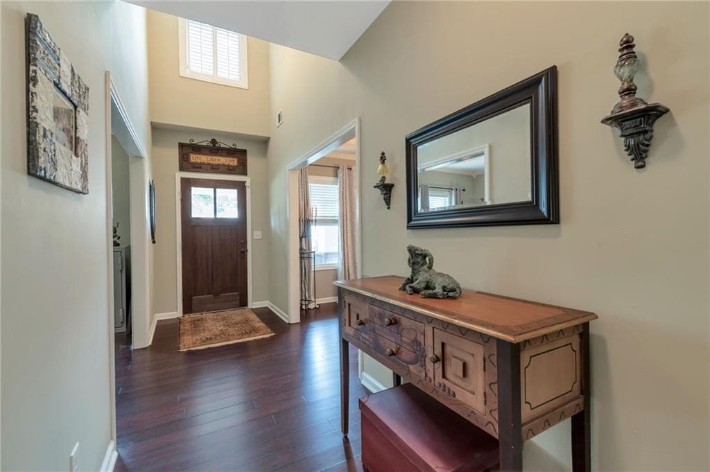5 bedroom, 3 bathroom, 3,825 sq ft single family residence for sale at 6040 Park Bend Avenue, Braselton, GA 30517 — photo 5