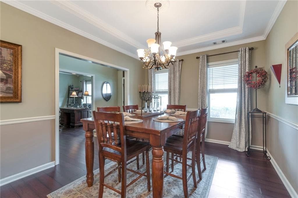 5 bedroom, 3 bathroom, 3,825 sq ft single family residence for sale at 6040 Park Bend Avenue, Braselton, GA 30517 — photo 7