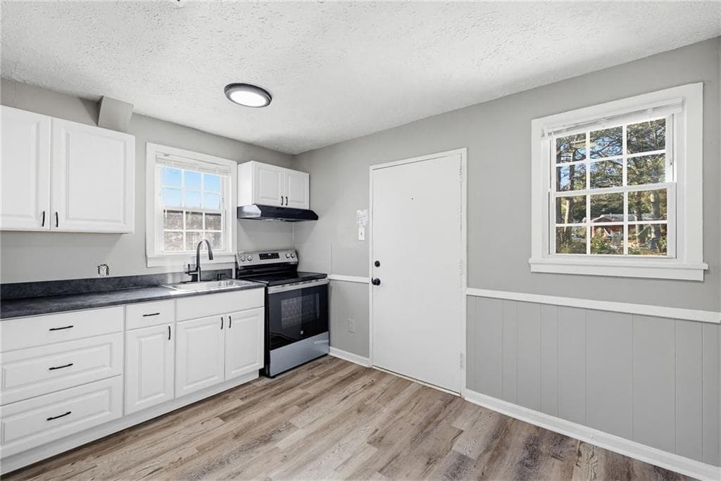 2 bedroom, 1 bathroom, 700 sq ft condominium for rent at 1789 Cahoon Street, Atlanta, GA 30310 for $1,675 a month — photo 3