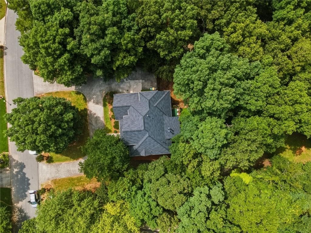 7 bedroom, 4 bathroom, 4,313 sq ft single family residence for sale at 11 Breckenridge Road, Rome, GA 30161 — photo 8