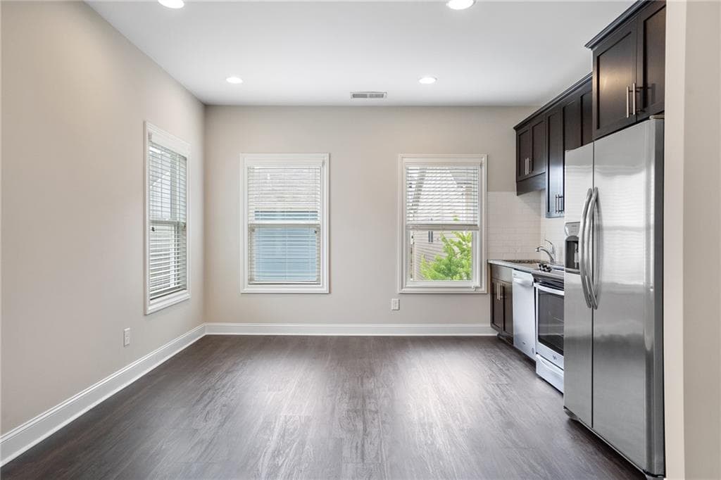 1 bedroom, 1 bathroom, 636 sq ft condominium for rent at 1825 Sanford Drive B, Atlanta, GA 30318 for $2,000 a month — photo 7