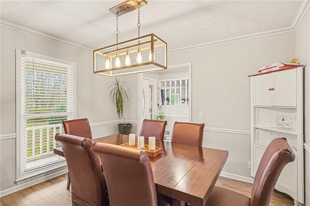 4 bedroom, 4 bathroom, 2,470 sq ft single family residence for sale at 2571 Highland Golf Course Drive, Conyers, GA 30013 — photo 8