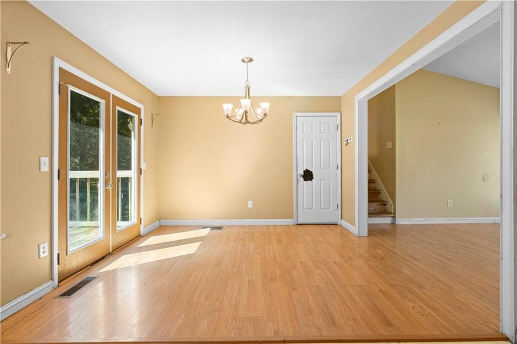 3 bedroom, 2 bathroom, 1,204 sq ft single family residence for sale at 286 Covered Bridge Road, Cartersville, GA 30120 — photo 5