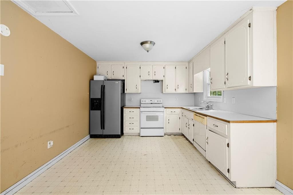 3 bedroom, 2 bathroom, 1,204 sq ft single family residence for sale at 286 Covered Bridge Road, Cartersville, GA 30120 — photo 6