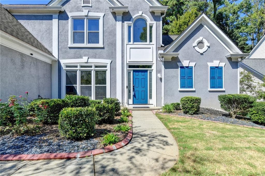 4 bedroom, 3 bathroom, 3,109 sq ft single family residence for sale at 5005 Avala Park Lane, Peachtree Corners, GA 30092 — photo 5
