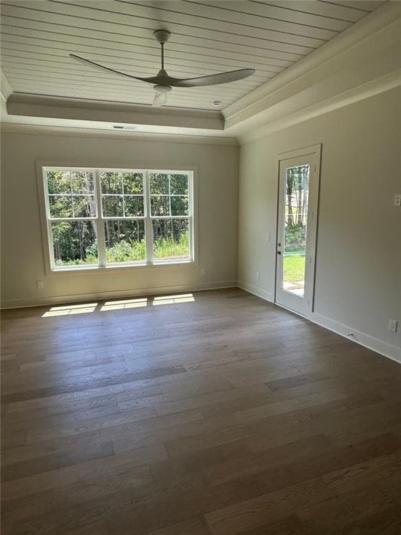 4 bedroom, 5 bathroom, 3,397 sq ft single family residence for sale at 1622 Ahaluna Drive, Gainesville, GA 30501 — photo 7