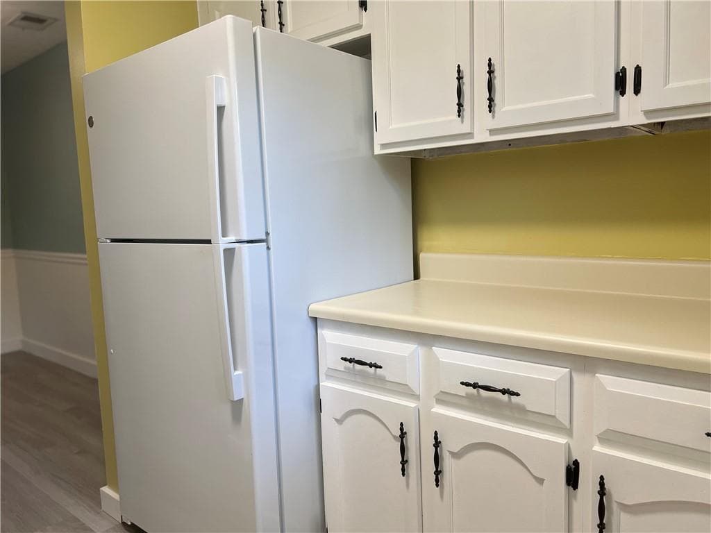 2 bedroom, 2 bathroom, 1,166 sq ft condominium for rent at 1648 Raleigh Circle, Marietta, GA 30067 for $1,600 a month — photo 4