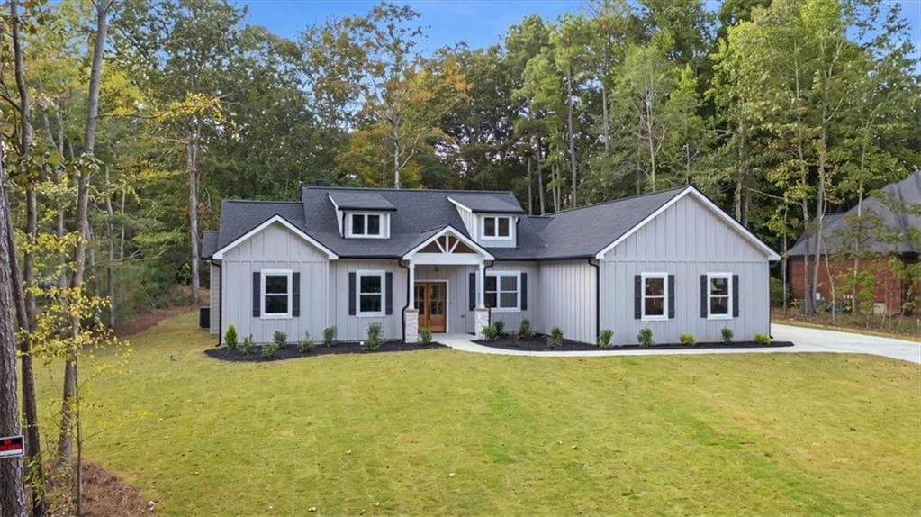 4 bedroom, 2 bathroom, 1,798 sq ft single family residence for sale at 204 Rolling Pines Road, Rome, GA 30165 — photo 2