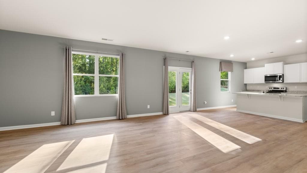 4 bedroom, 3 bathroom, 2,176 sq ft single family residence for sale at 439 Creekview Way, Dallas, GA 30132 — photo 8