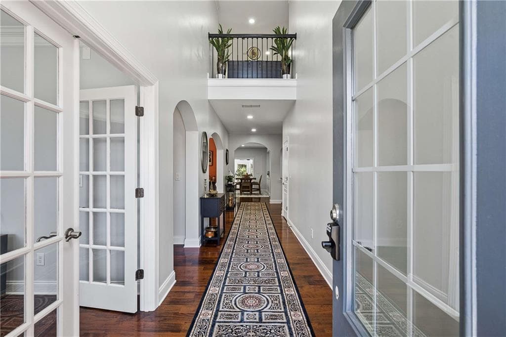 4 bedroom, 3 bathroom, 3,445 sq ft single family residence for sale at 4215 Avondale Lane, Cumming, GA 30041 — photo 3