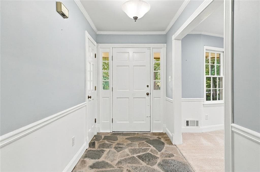 4 bedroom, 3 bathroom, 3,589 sq ft single family residence for sale at 5013 Fox Forest Circle, Lilburn, GA 30047 — photo 4