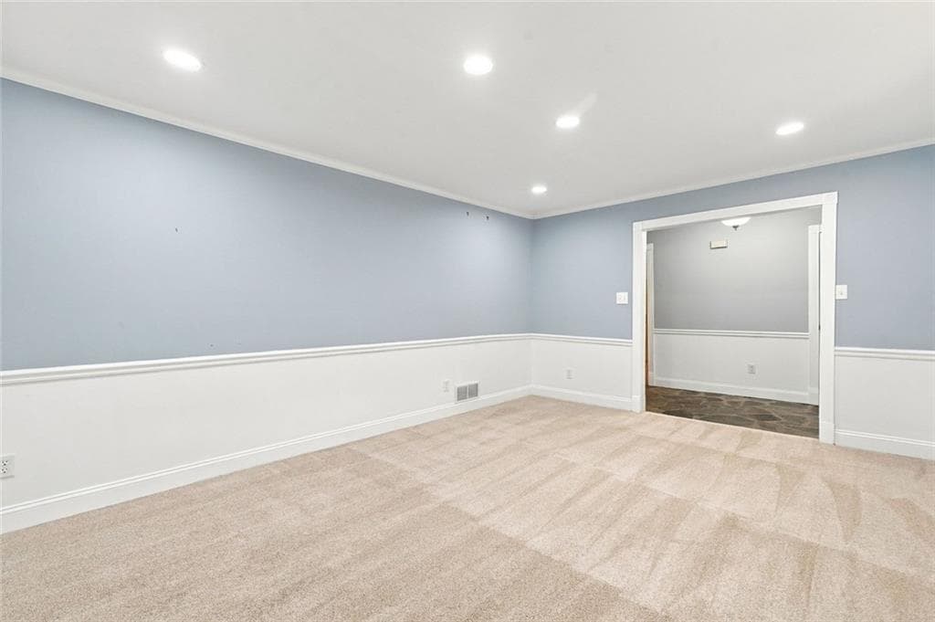 4 bedroom, 3 bathroom, 3,589 sq ft single family residence for sale at 5013 Fox Forest Circle, Lilburn, GA 30047 — photo 7