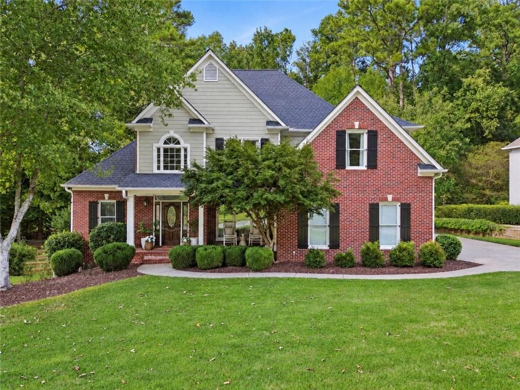 6 bedroom, 4 bathroom, 4,009 sq ft single family residence for sale at 204 Maple Creek Chase, Woodstock, GA 30188