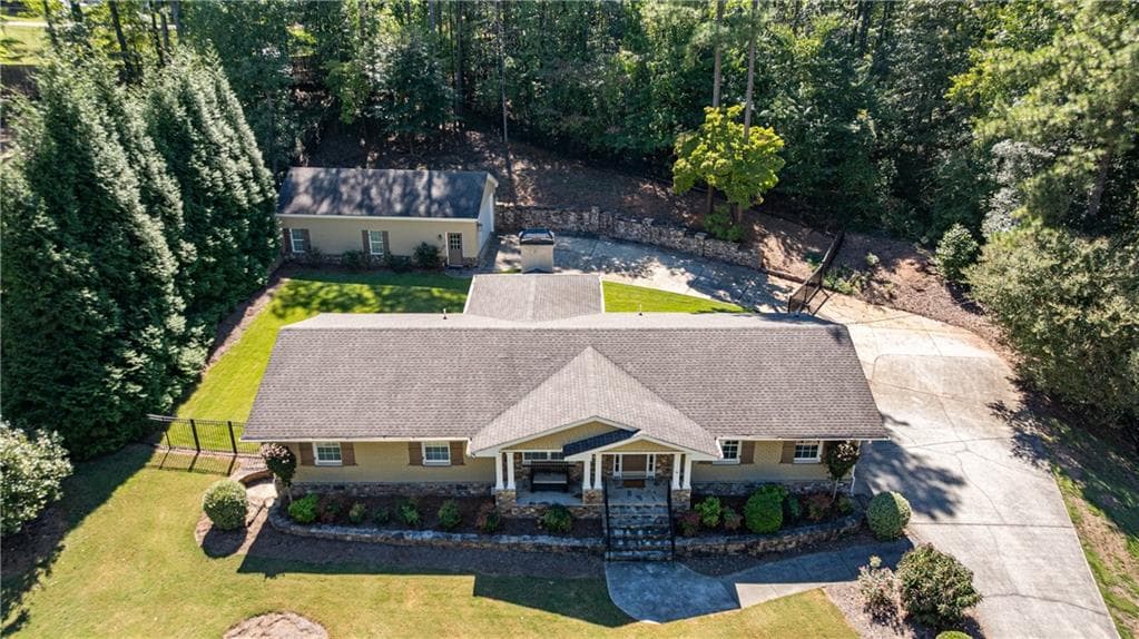 2 bedroom, 2 bathroom single family residence for sale at 5454 Burdette Road, Mableton, GA 30126 — photo 1 of 40