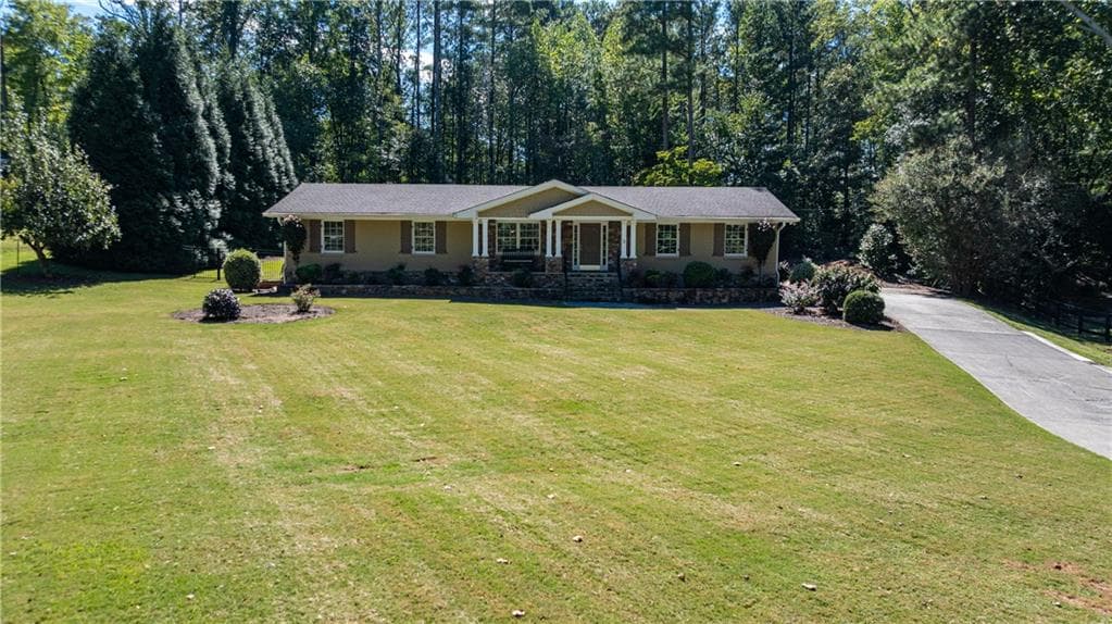 2 bedroom, 2 bathroom single family residence for sale at 5454 Burdette Road, Mableton, GA 30126 — photo 2