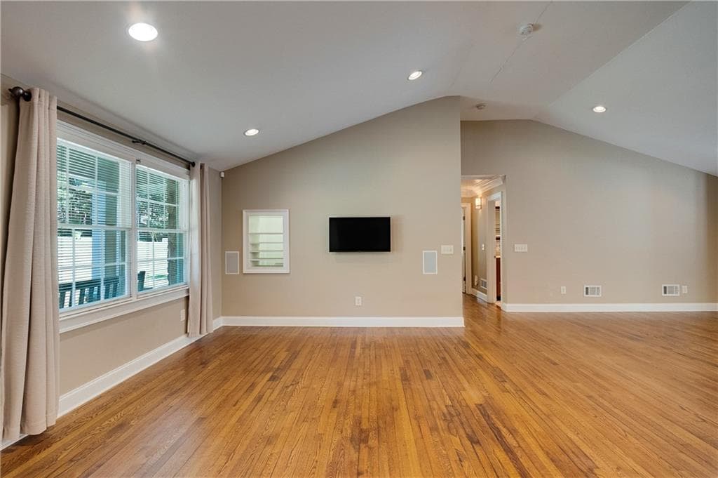 2 bedroom, 2 bathroom single family residence for sale at 5454 Burdette Road, Mableton, GA 30126 — photo 5