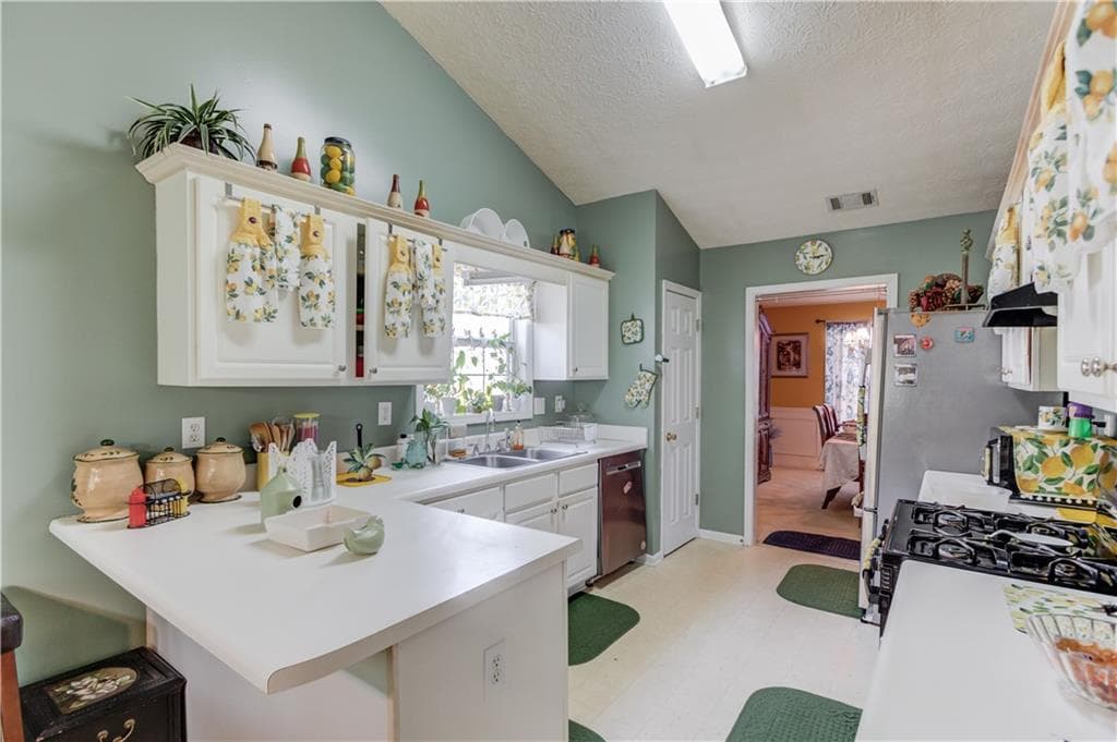 5 bedroom, 3 bathroom, 2,568 sq ft single family residence for sale at 244 Adams Lake Drive, Lawrenceville, GA 30046 — photo 8