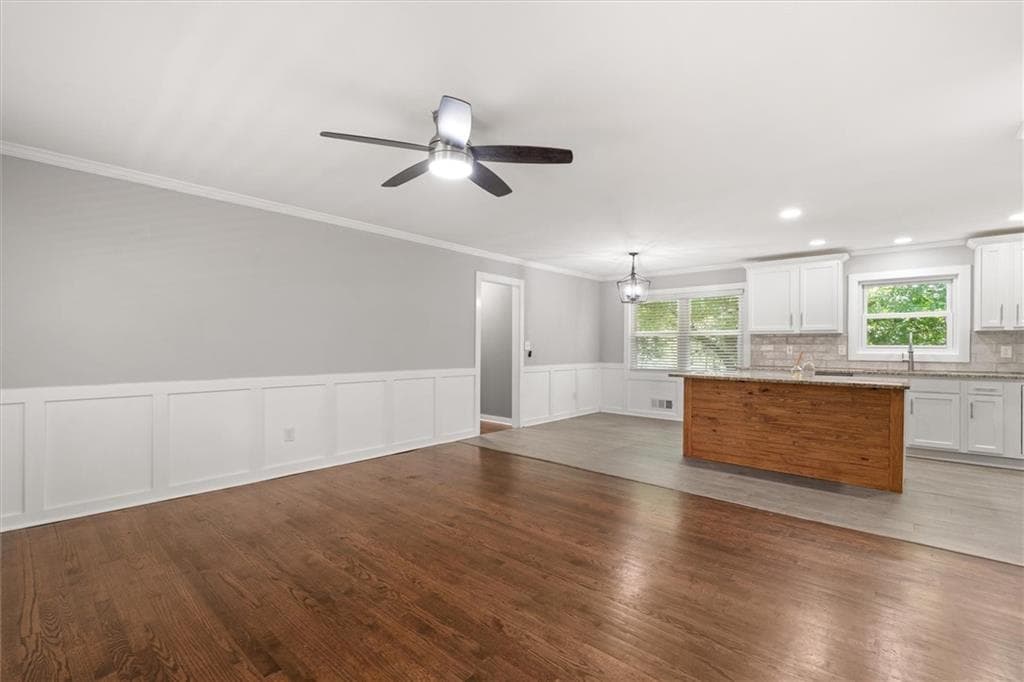 5 bedroom, 3 bathroom, 2,916 sq ft single family residence for sale at 5401 Central Church Road, Douglasville, GA 30135 — photo 5