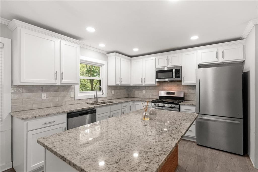 5 bedroom, 3 bathroom, 2,916 sq ft single family residence for sale at 5401 Central Church Road, Douglasville, GA 30135 — photo 8