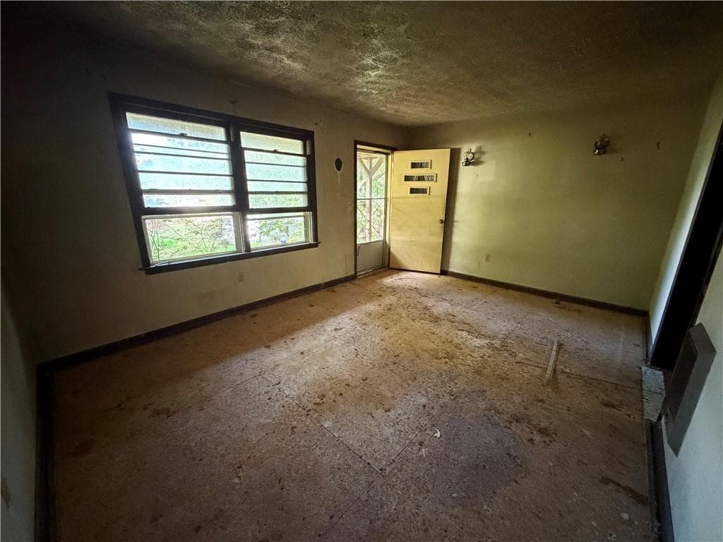 3 bedroom, 2 bathroom, 1,220 sq ft single family residence for sale at 17 S TRAIL, Dallas, GA 30157 — photo 3