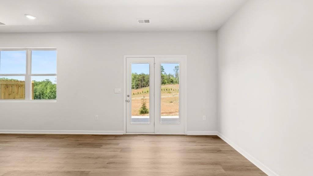 3 bedroom, 3 bathroom, 2,105 sq ft townhouse for sale at 1814 Meadow Green Circle, Gainesville, GA 30501 — photo 10