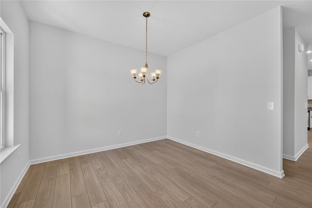 4 bedroom, 3 bathroom, 2,053 sq ft single family residence for sale at 3 Hart Drive, Rome, GA 30165 — photo 3