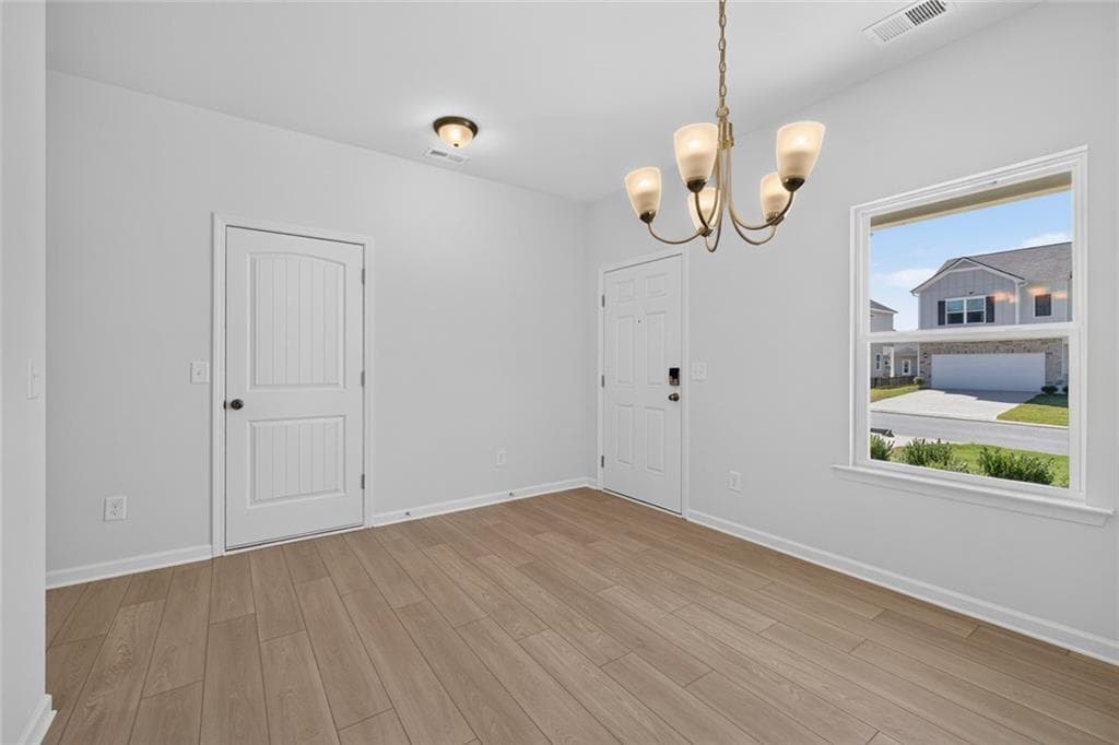 4 bedroom, 3 bathroom, 2,053 sq ft single family residence for sale at 3 Hart Drive, Rome, GA 30165 — photo 6