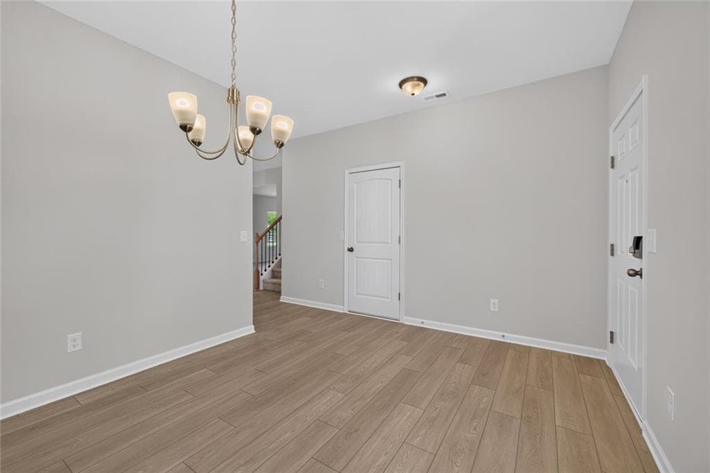 4 bedroom, 3 bathroom, 2,053 sq ft single family residence for sale at 3 Hart Drive, Rome, GA 30165 — photo 7