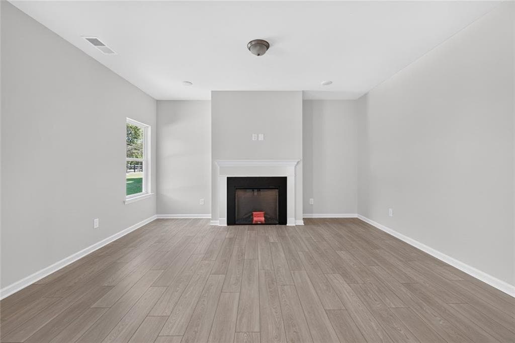 4 bedroom, 3 bathroom, 2,053 sq ft single family residence for sale at 3 Hart Drive, Rome, GA 30165 — photo 9