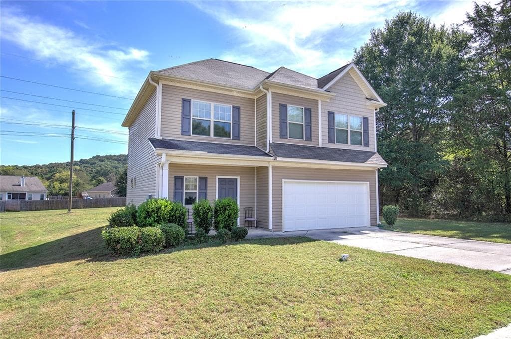 3 bedroom, 3 bathroom, 2,140 sq ft single family residence for sale at 102 Oak Ridge Drive, Aragon, GA 30104 — photo 2