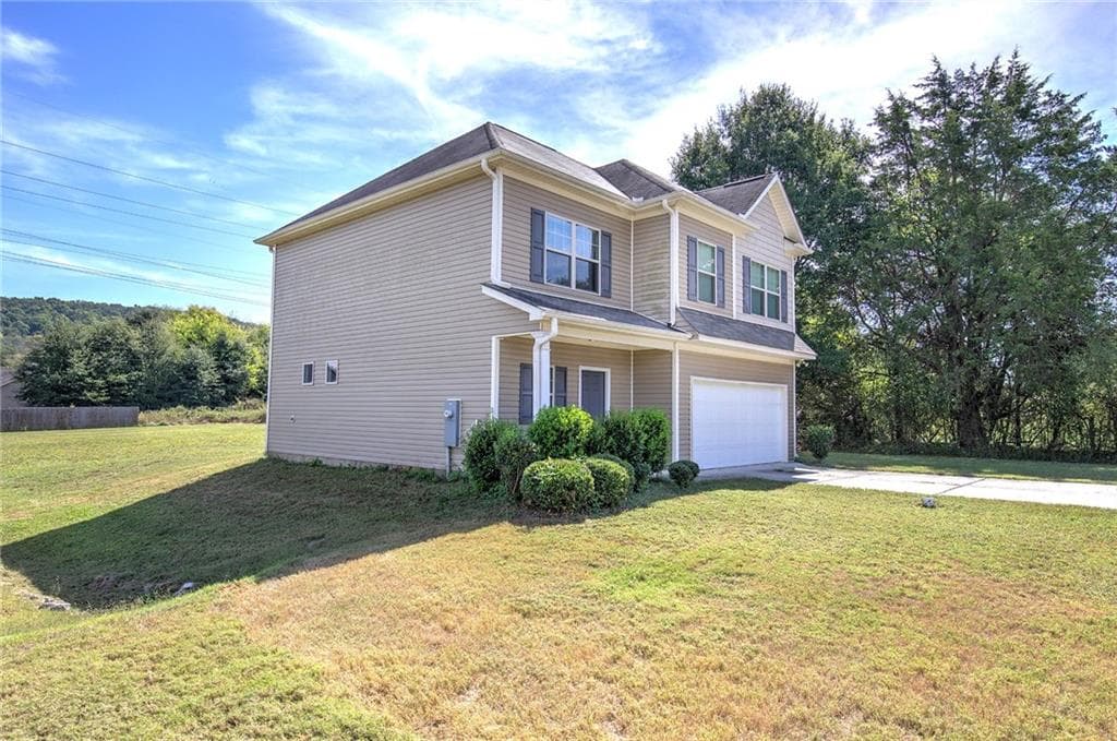 3 bedroom, 3 bathroom, 2,140 sq ft single family residence for sale at 102 Oak Ridge Drive, Aragon, GA 30104 — photo 3