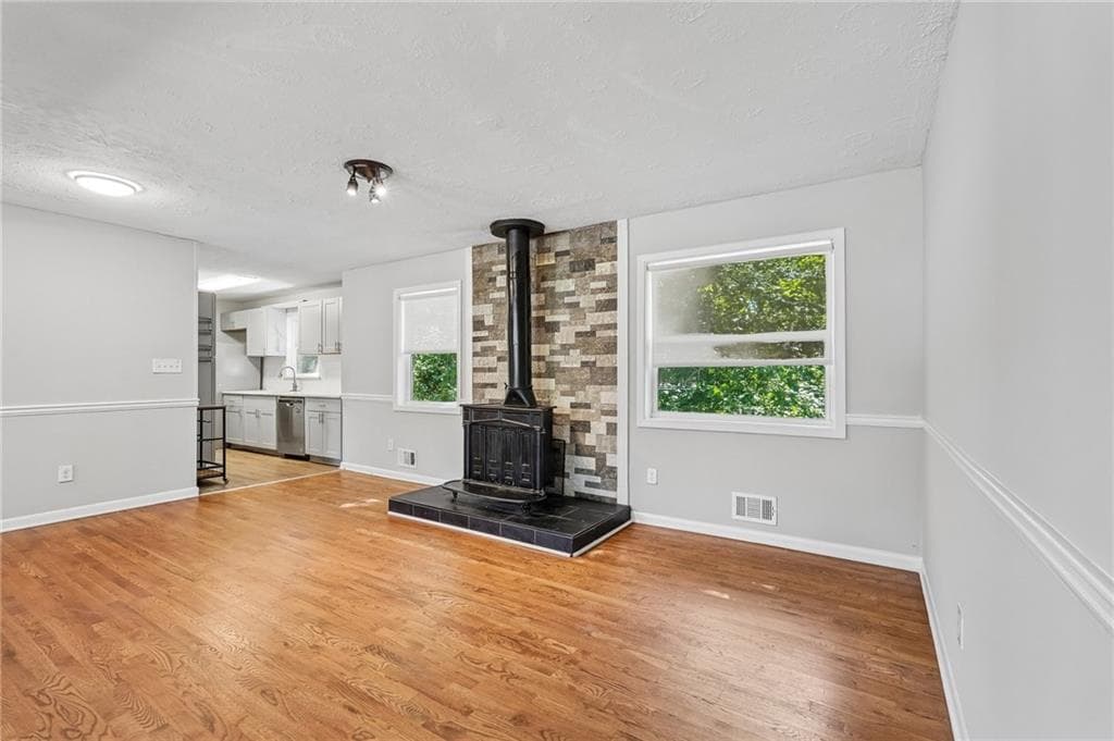 5 bedroom, 3 bathroom, 2,602 sq ft single family residence for sale at 70 Stroud Drive, Mableton, GA 30126 — photo 8
