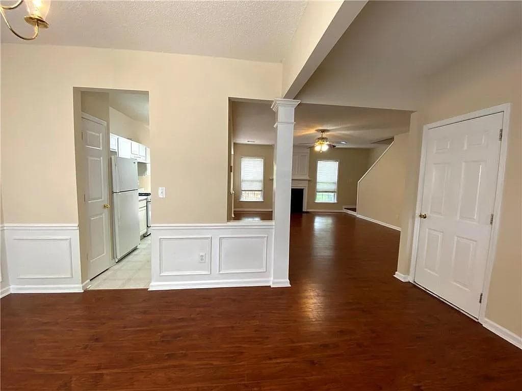 3 bedroom, 3 bathroom, 1,642 sq ft townhouse for rent at 13300 Morris Road 167, Milton, GA 30004 for $2,100 a month — photo 4