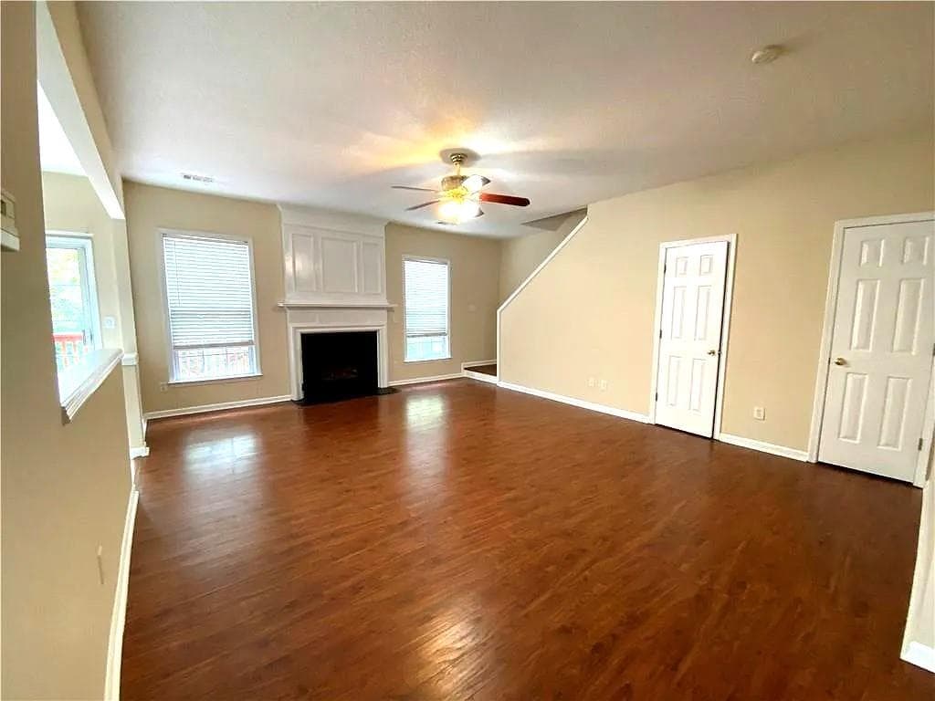 3 bedroom, 3 bathroom, 1,642 sq ft townhouse for rent at 13300 Morris Road 167, Milton, GA 30004 for $2,100 a month — photo 6