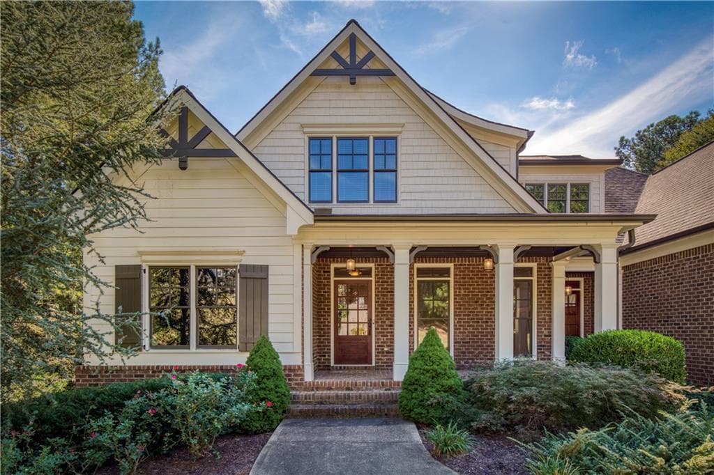 6 bedroom, 5 bathroom, 4,270 sq ft single family residence for sale at 508 Black Horse Circle, Canton, GA 30114 — photo 4