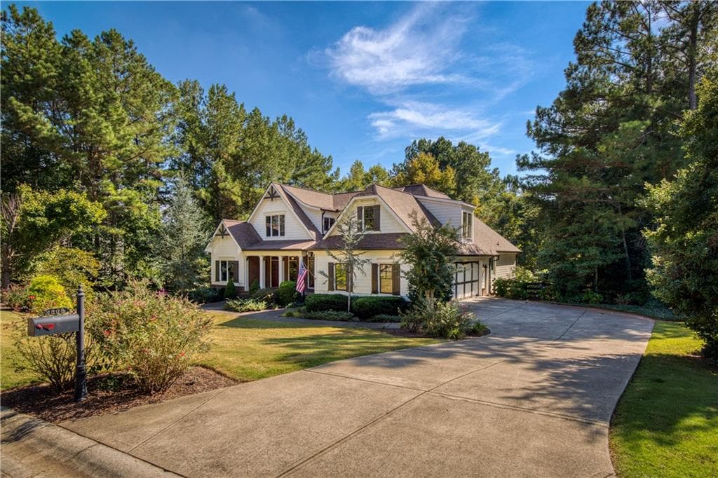 6 bedroom, 5 bathroom, 4,270 sq ft single family residence for sale at 508 Black Horse Circle, Canton, GA 30114 — photo 9