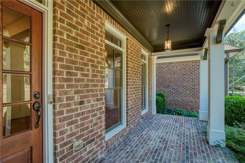 6 bedroom, 5 bathroom, 4,270 sq ft single family residence for sale at 508 Black Horse Circle, Canton, GA 30114 — photo 10