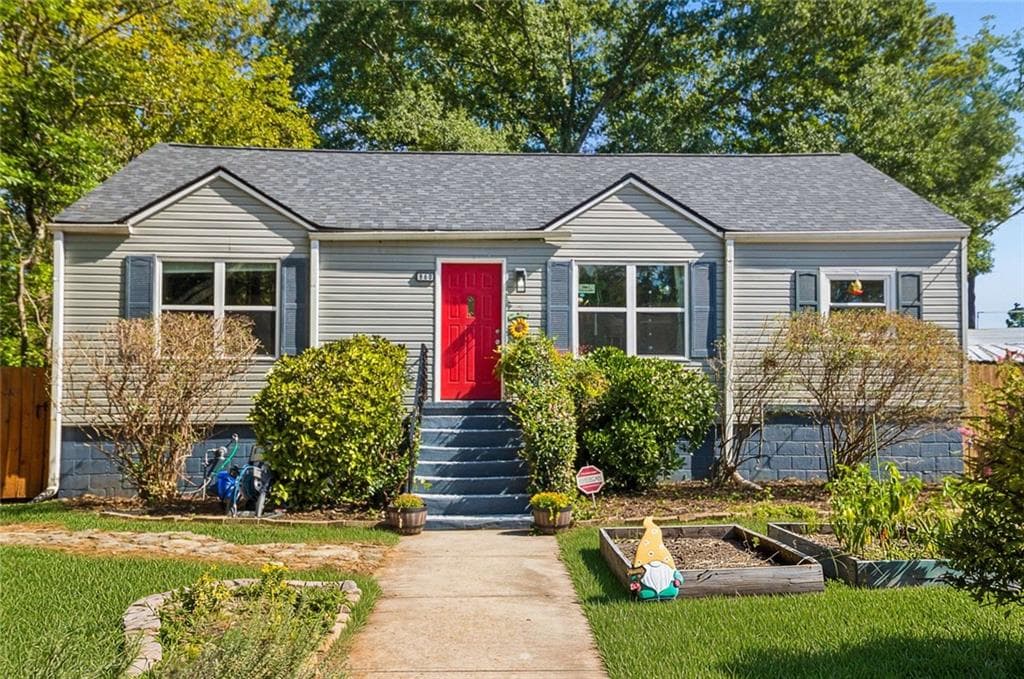 3 bedroom, 2 bathroom, 1,557 sq ft single family residence for sale at 860 Fayetteville Road, Atlanta, GA 30316 — photo 5