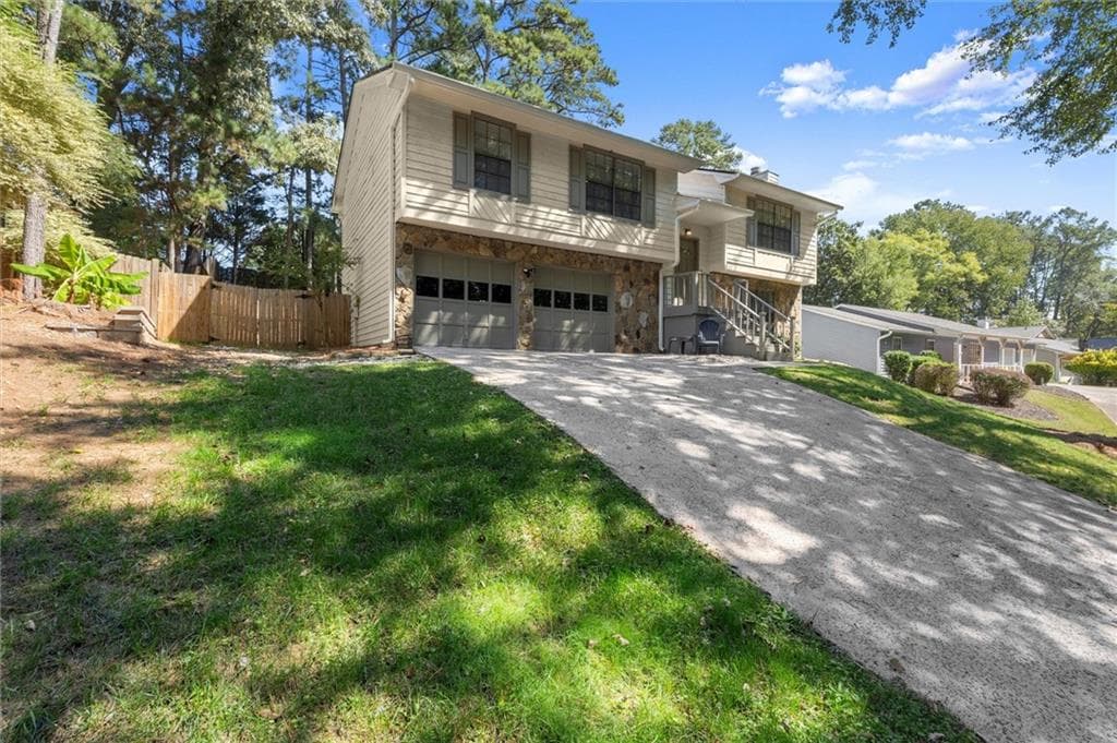 3 bedroom, 3 bathroom, 1,959 sq ft single family residence for sale at 695 Waterbrook Terrace, Roswell, GA 30076 — photo 5