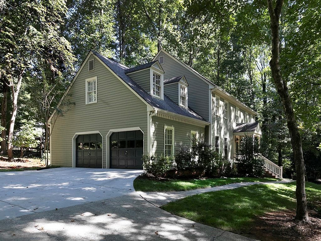 4 bedroom, 3 bathroom, 2,821 sq ft single family residence for rent at 4789 Deer Run, Kennesaw, GA 30152 for $2,995 a month — photo 3