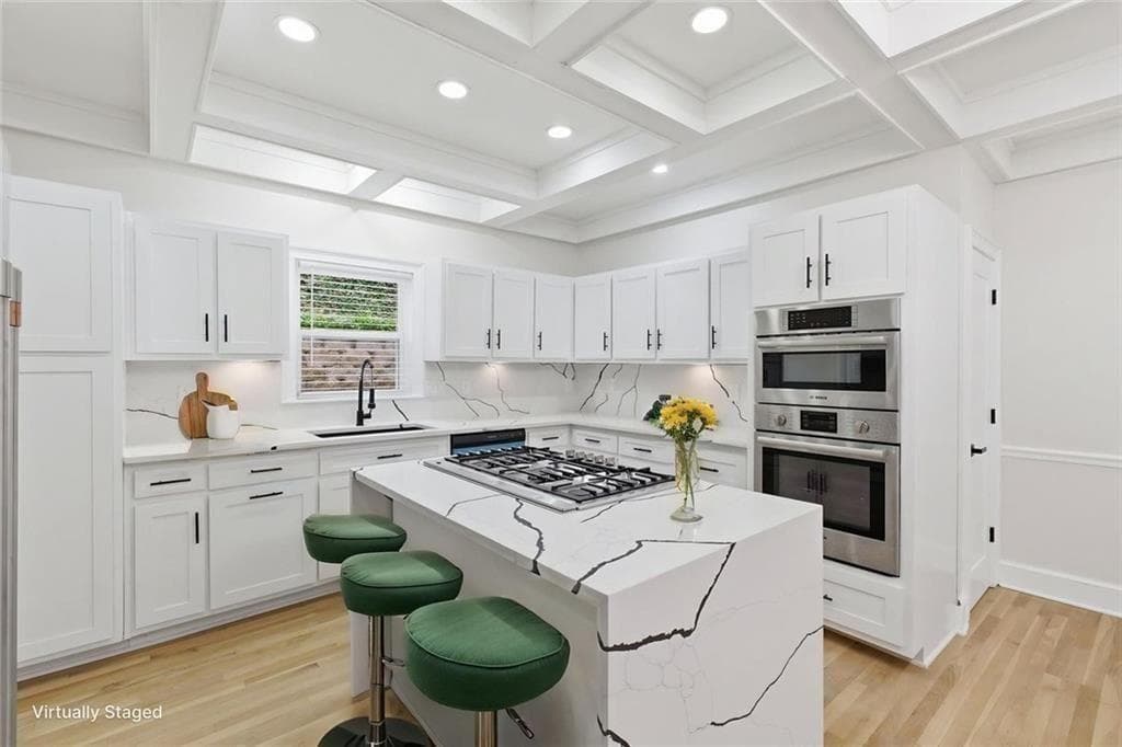 4 bedroom, 4 bathroom, 3,966 sq ft single family residence for sale at 7170 Riverside Drive, Atlanta, GA 30328 — photo 3