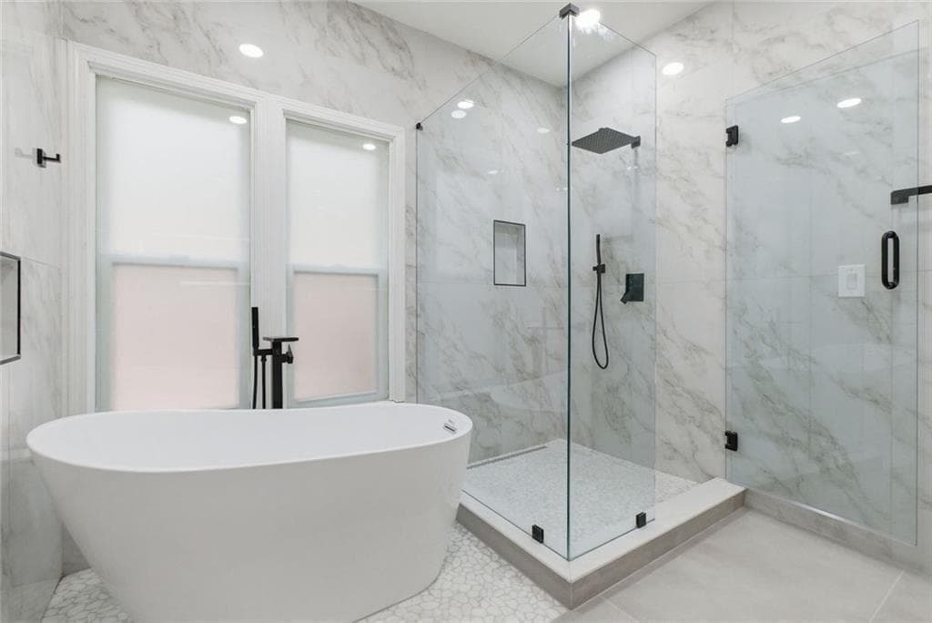 4 bedroom, 4 bathroom, 3,966 sq ft single family residence for sale at 7170 Riverside Drive, Atlanta, GA 30328 — photo 4