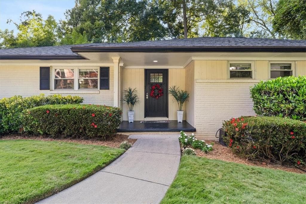 5 bedroom, 3 bathroom, 1,987 sq ft single family residence for sale at 1388 Carolyn Drive, Atlanta, GA 30329 — photo 2