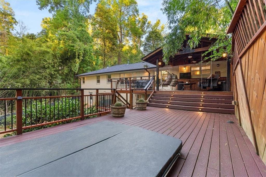 5 bedroom, 3 bathroom, 1,987 sq ft single family residence for sale at 1388 Carolyn Drive, Atlanta, GA 30329 — photo 10