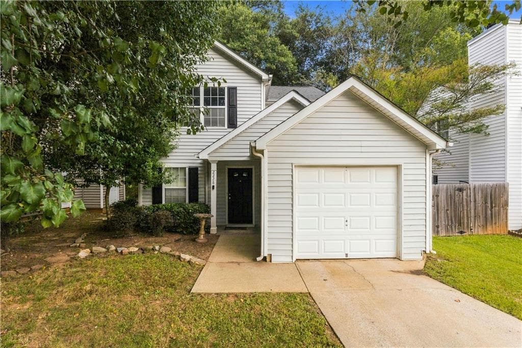 3 bedroom, 2 bathroom, 1,472 sq ft single family residence for sale at 2228 Asquith Avenue, Marietta, GA 30008 — photo 1 of 14
